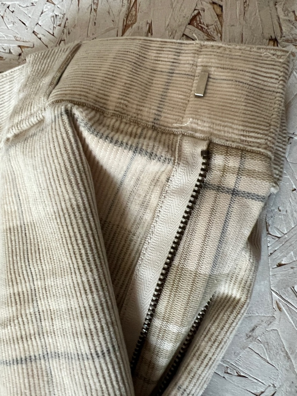 Dickies Men's Cream Plaid Chino Pants - Picture 6 of 6
